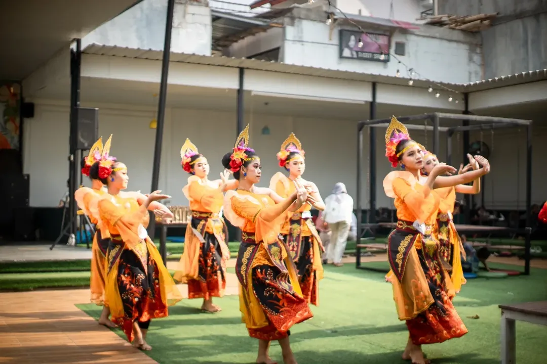 Pertunjukan Tari